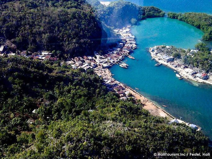 Reconstruction du Grand Sud, une proposition d'un plan de relance de la commune de Pestel à l'égard des principaux bailleurs de fonds (USAID, UE, BID, BM) et de l'État haïtien